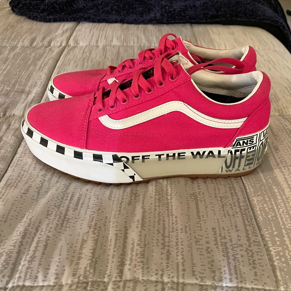 PINK STACKED VANS